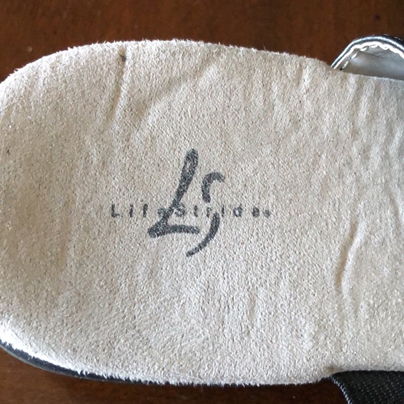 Women’s size 9M black Life stride fellah sandals - Picture 4 of 9